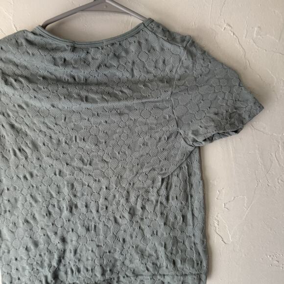 Emma & Elsa Y2k One Size Gray Floral Textured Short Sleeve Stretch Baby Tee - Picture 8 of 8